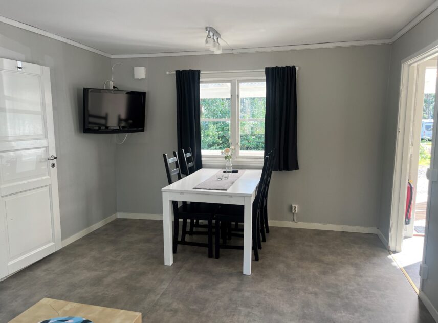 skogsgläntan 2 vardagsrum